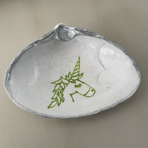 Unicorn bracelet and dish - Picture 3 of 3